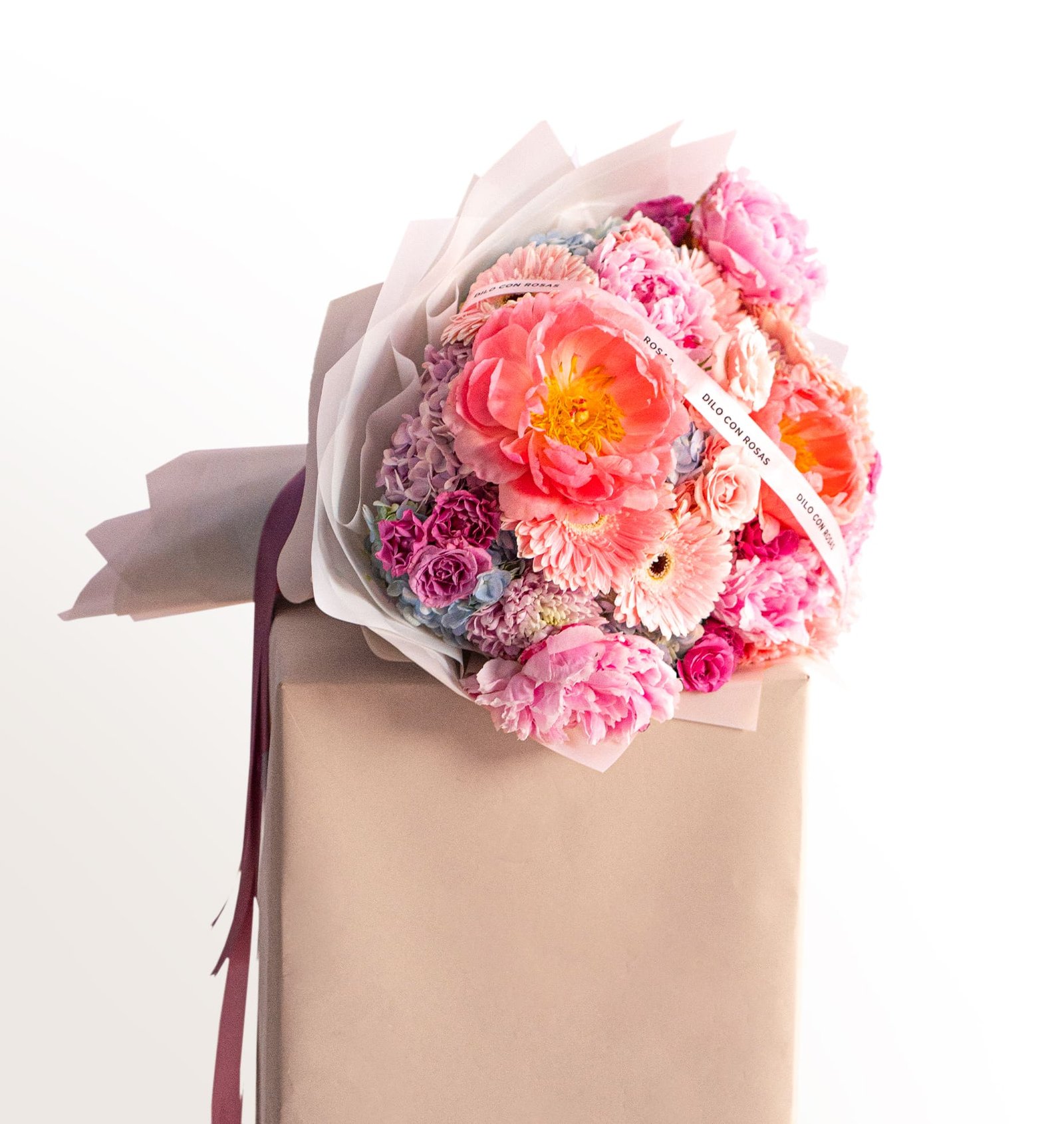Stunning Floral Bouquet - Rosesland USA